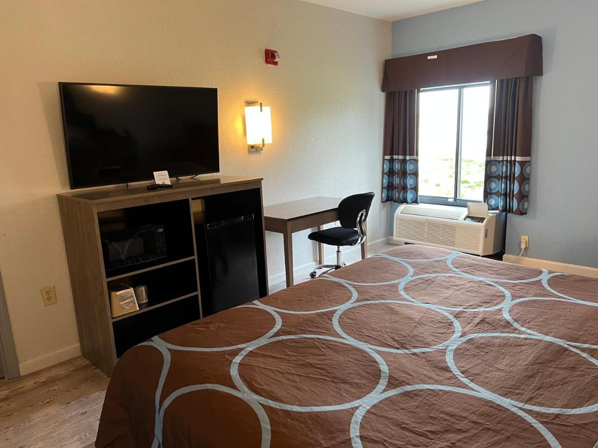 Super 8 By Wyndham Clemmons - Bermuda Run - Winston-Salem I-40 Motel Dış mekan fotoğraf